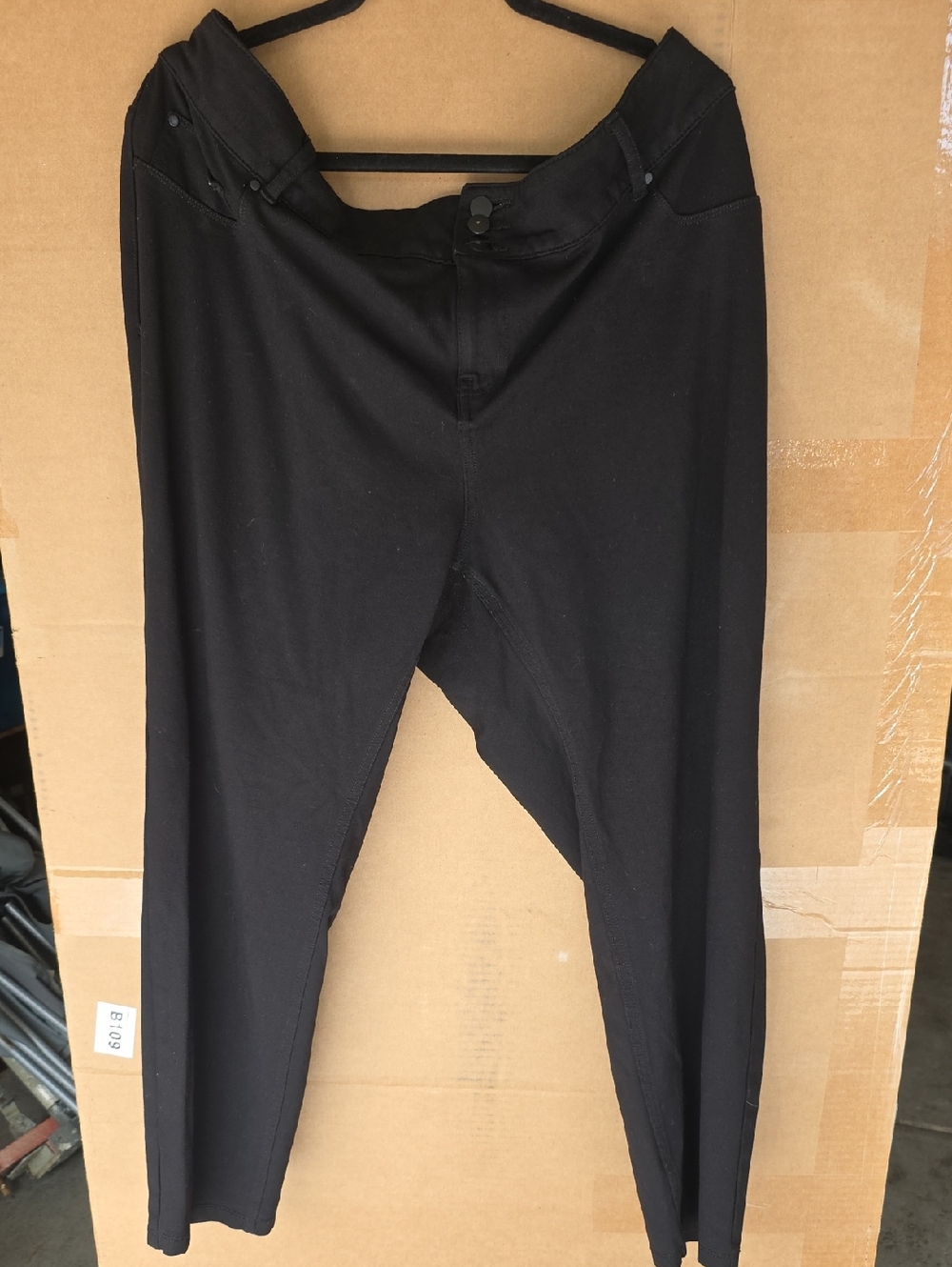 Terra & Sky Black Men's Jogger Pants